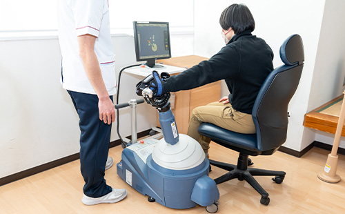 多面的な訓練を実現するリハビリ設備